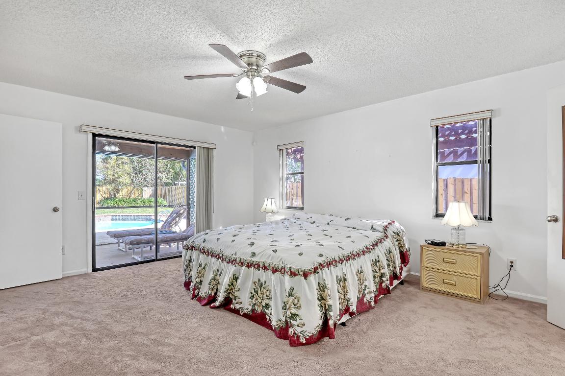 359 La Mancha Avenue