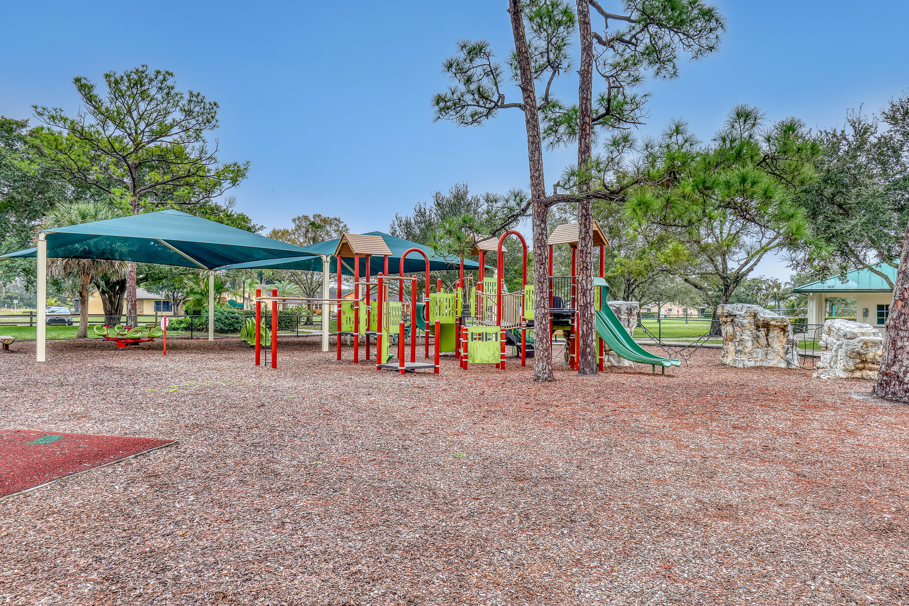 359 La Mancha Avenue