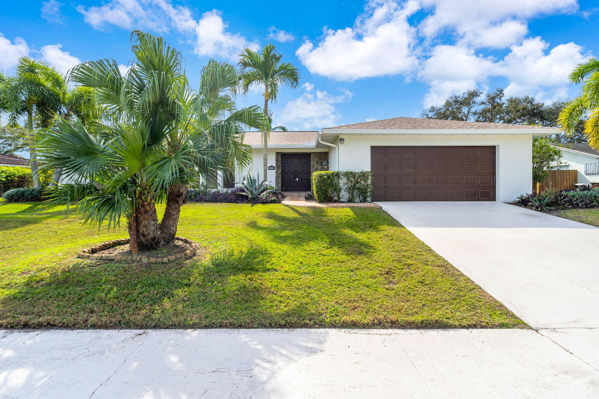 7314 Oakmont Drive