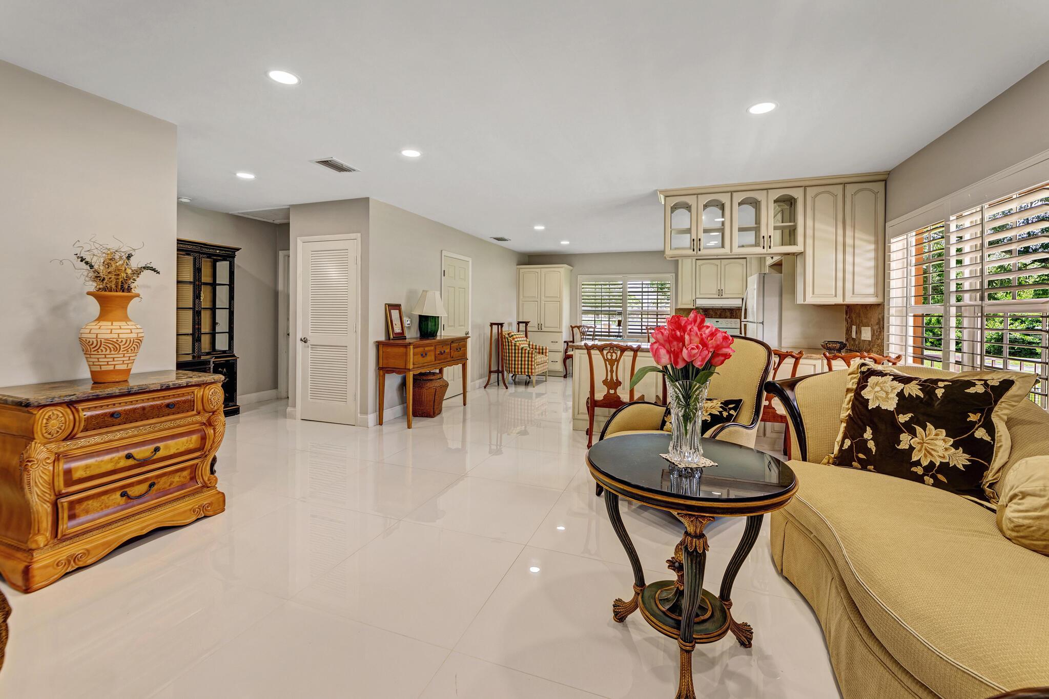 7600 NW 82nd Terrace