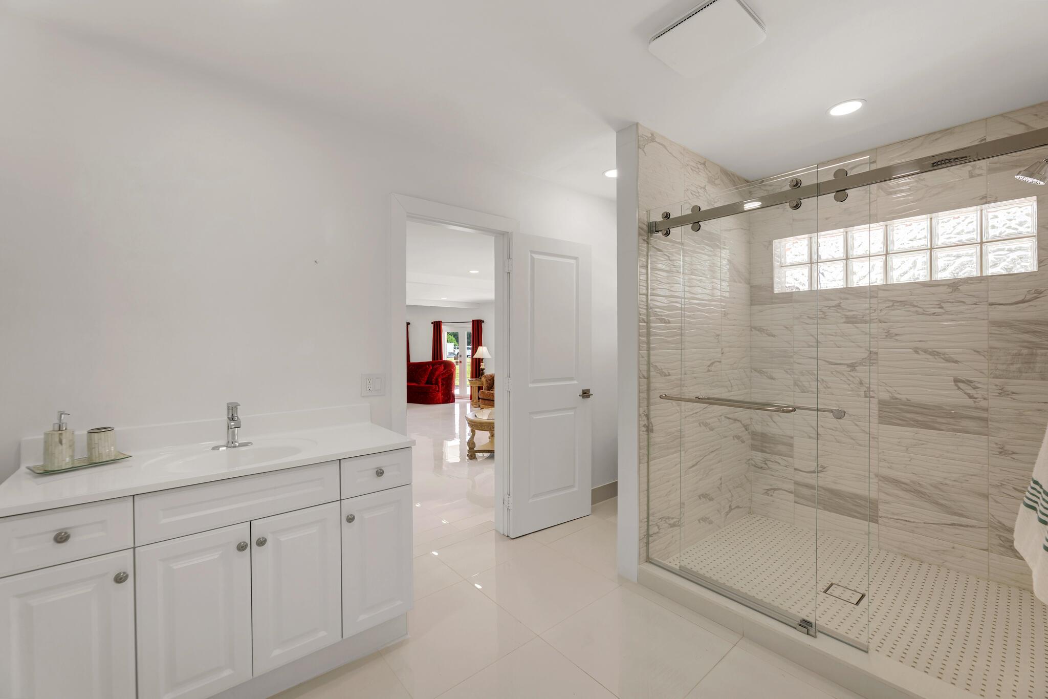 7600 NW 82nd Terrace