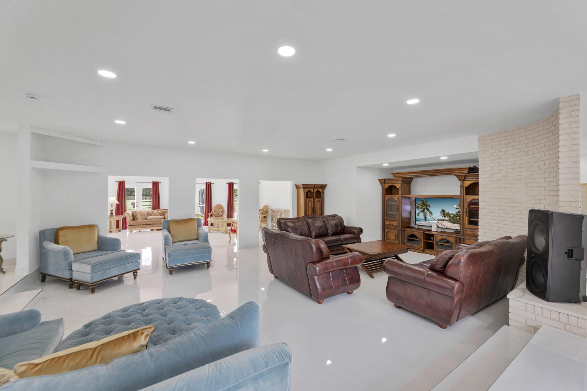 7600 NW 82nd Terrace