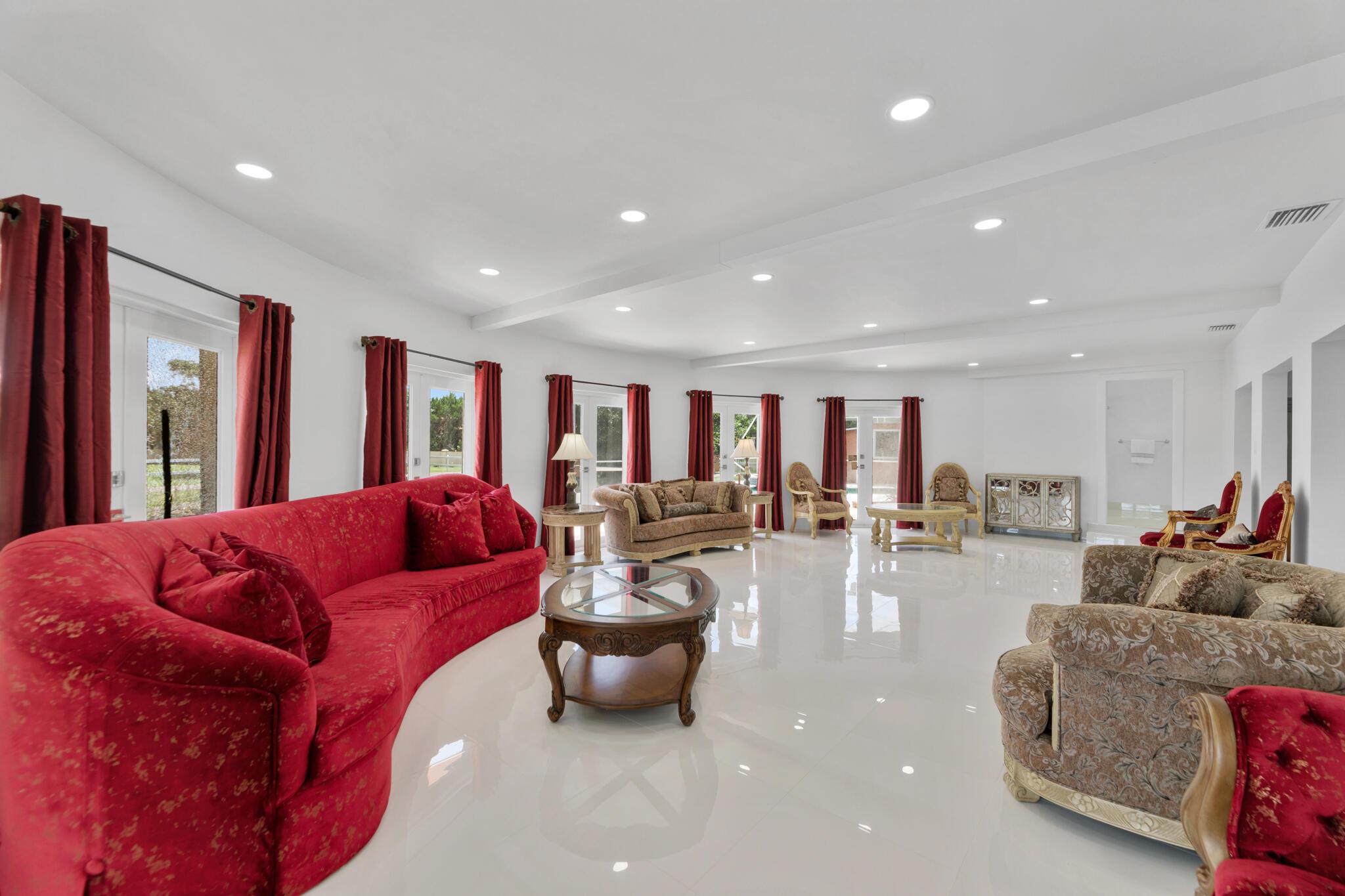 7600 NW 82nd Terrace