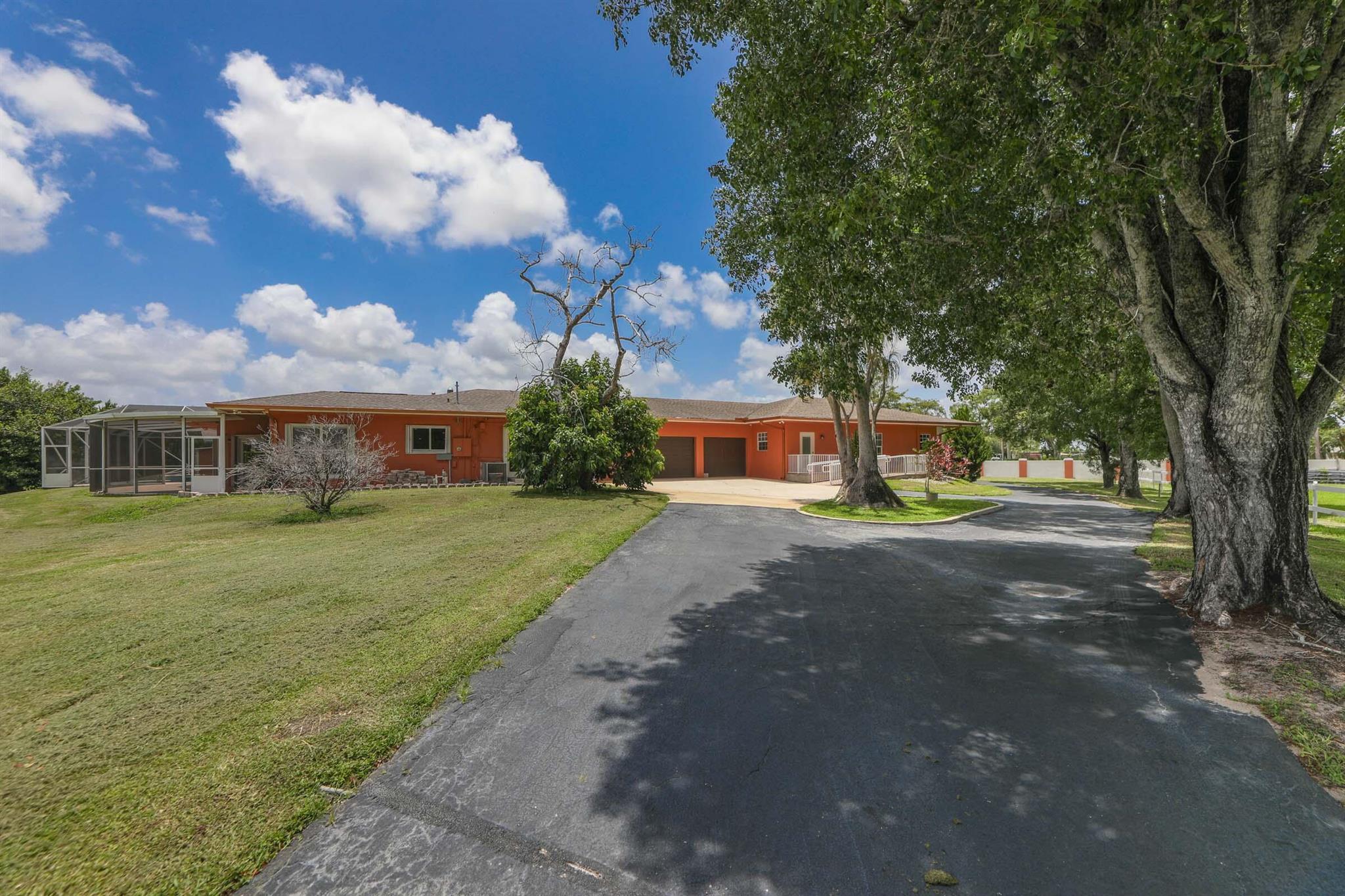 7600 NW 82nd Terrace