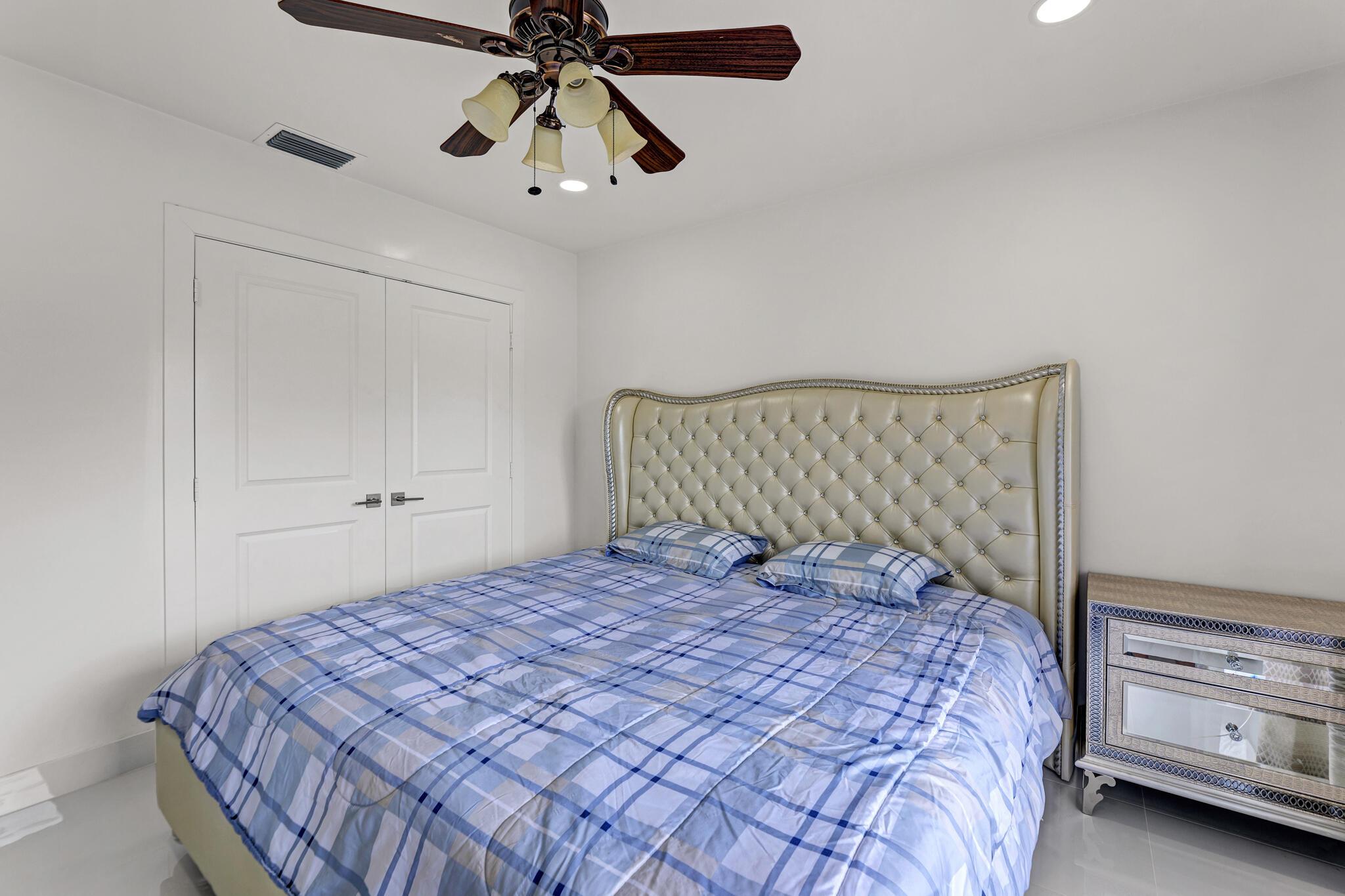 7600 NW 82nd Terrace