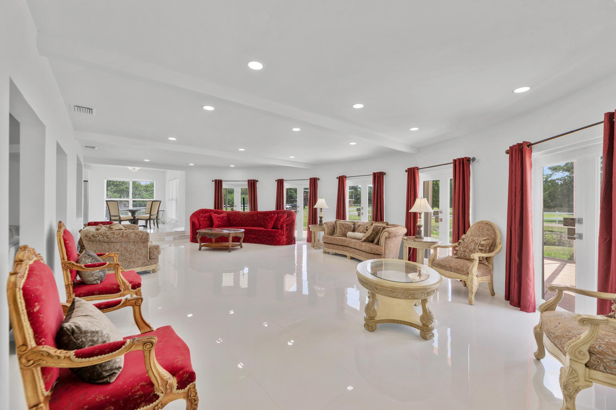 7600 NW 82nd Terrace