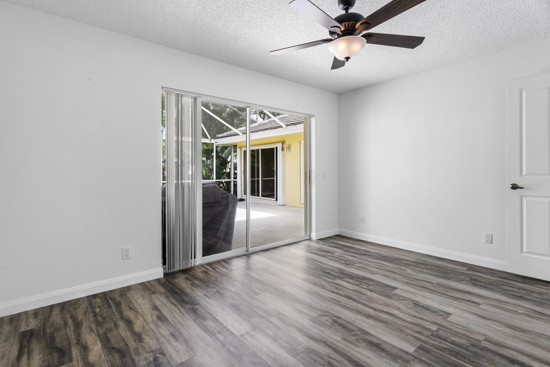 2901 Lakemont Court