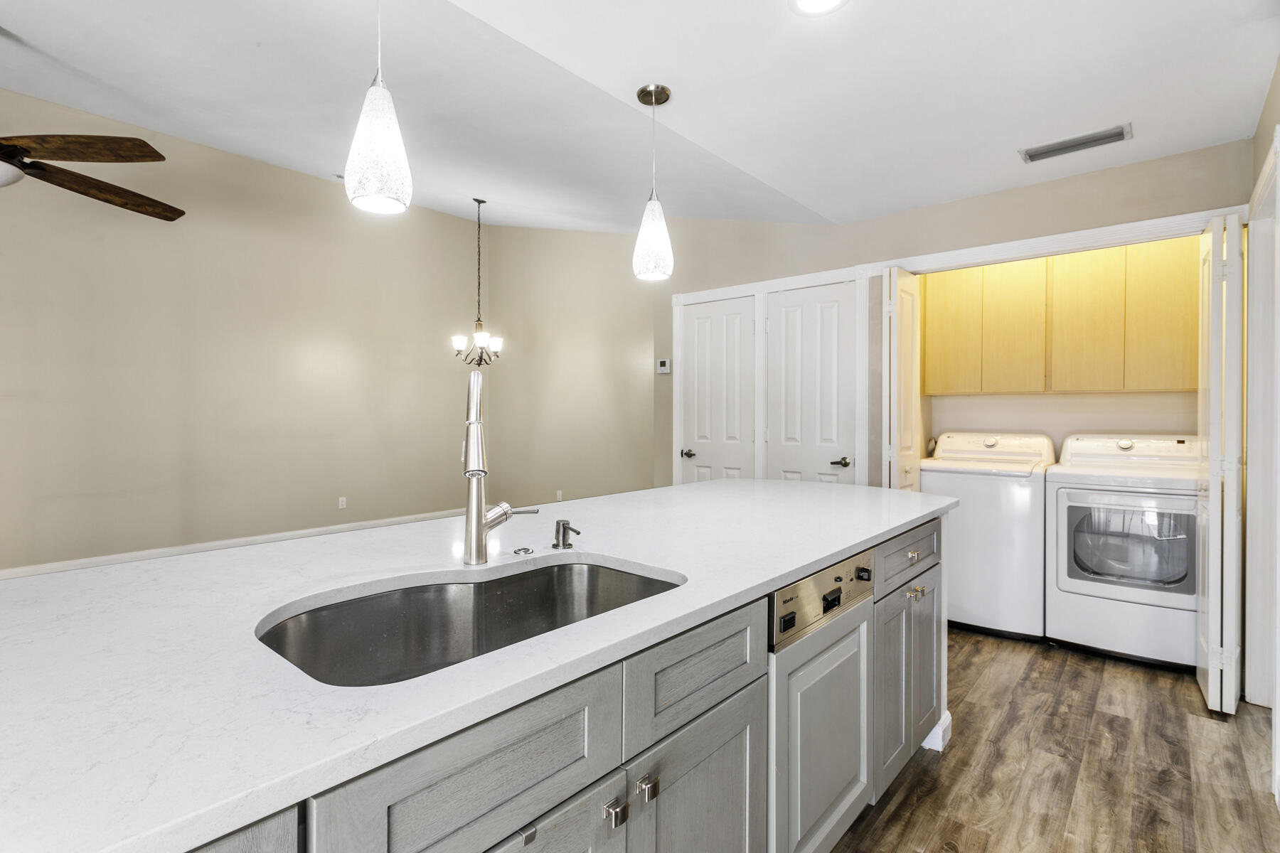 2901 Lakemont Court