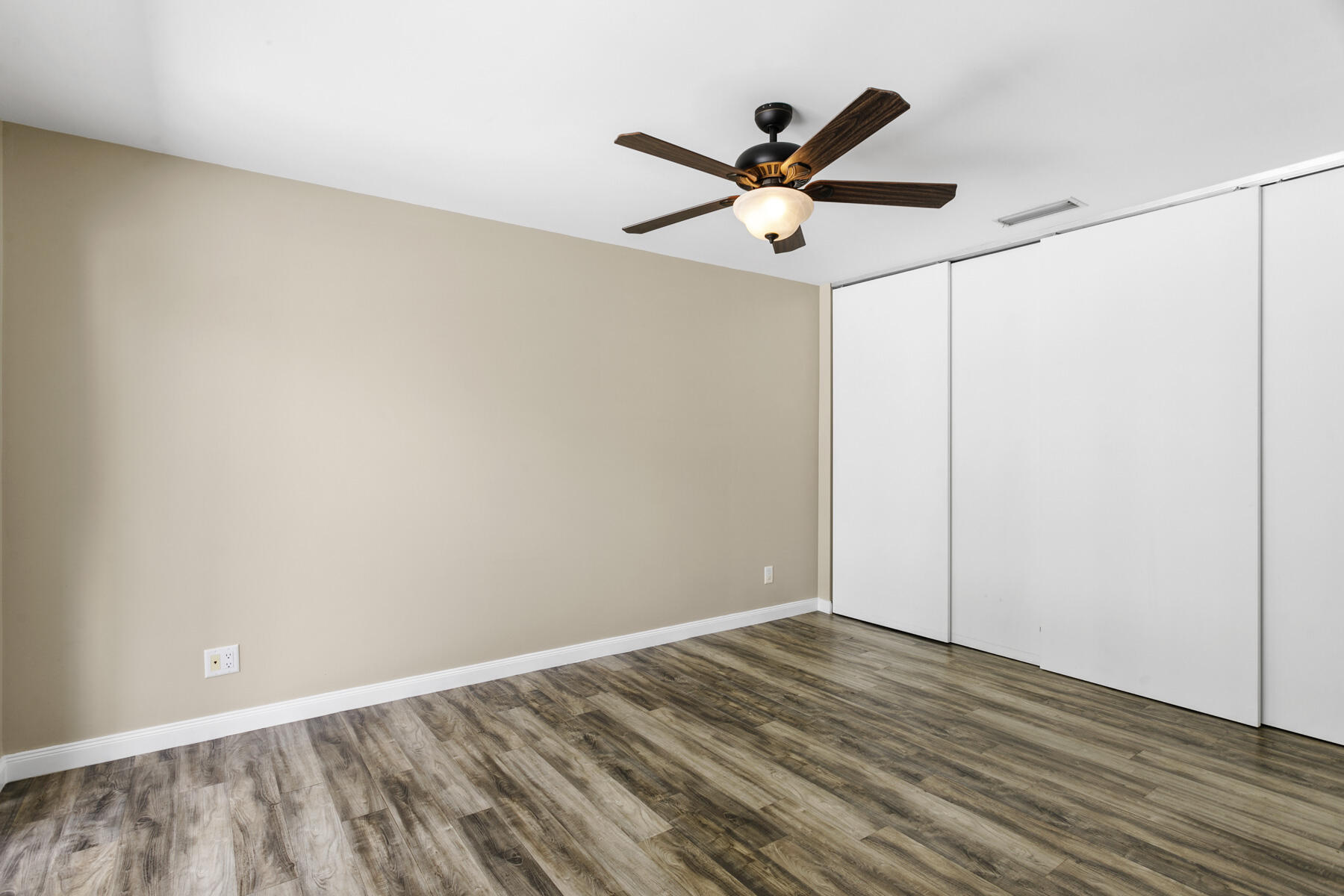 2901 Lakemont Court