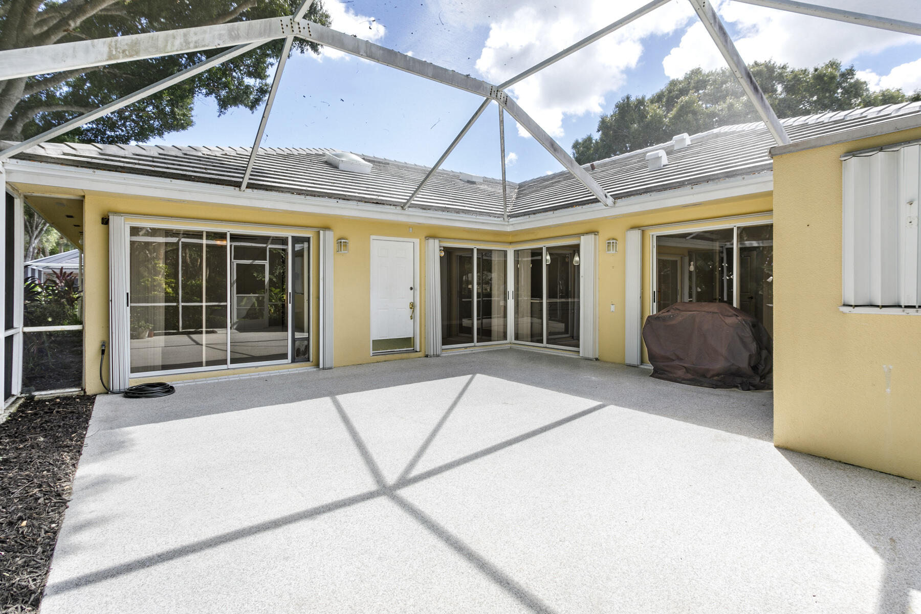 2901 Lakemont Court