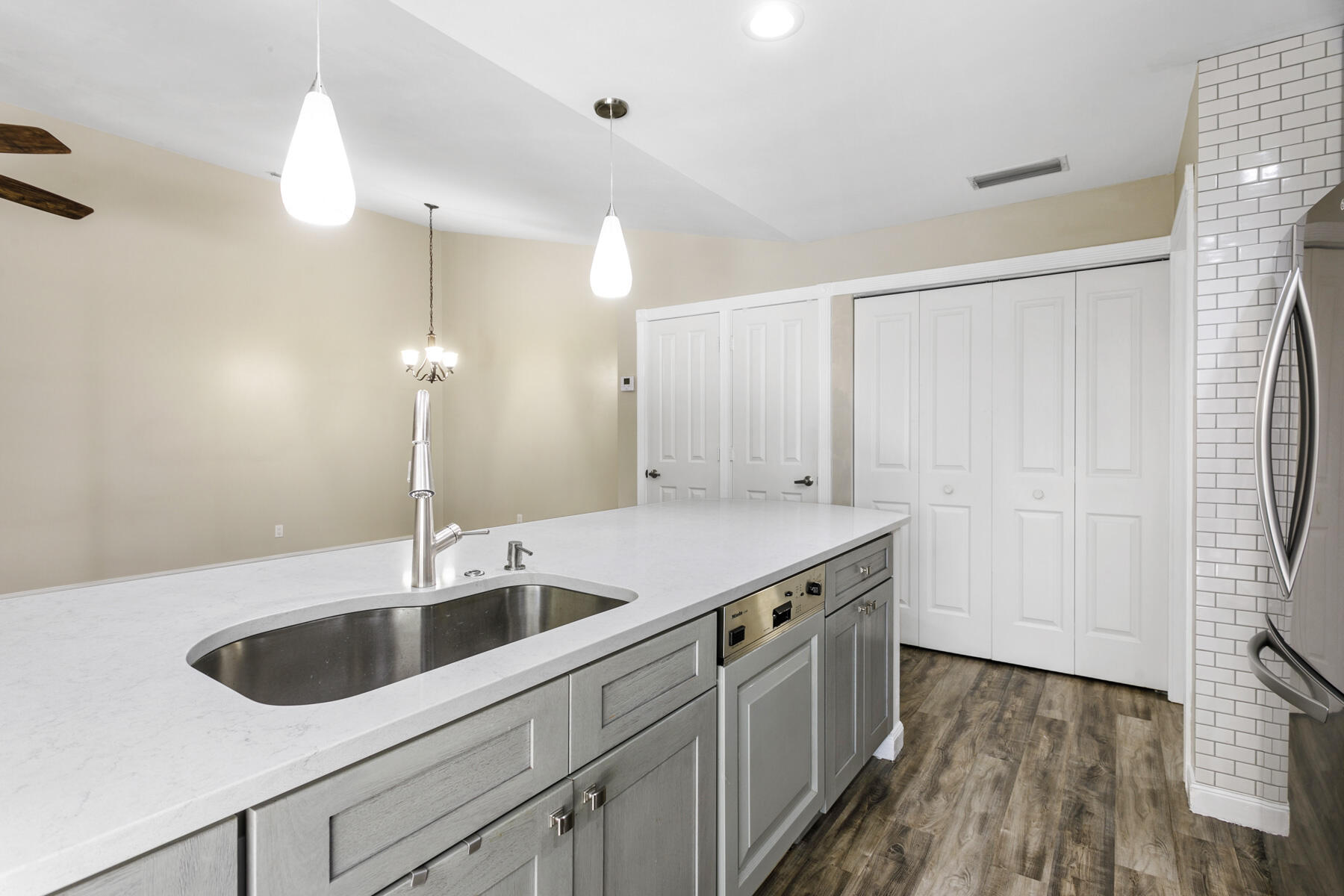 2901 Lakemont Court