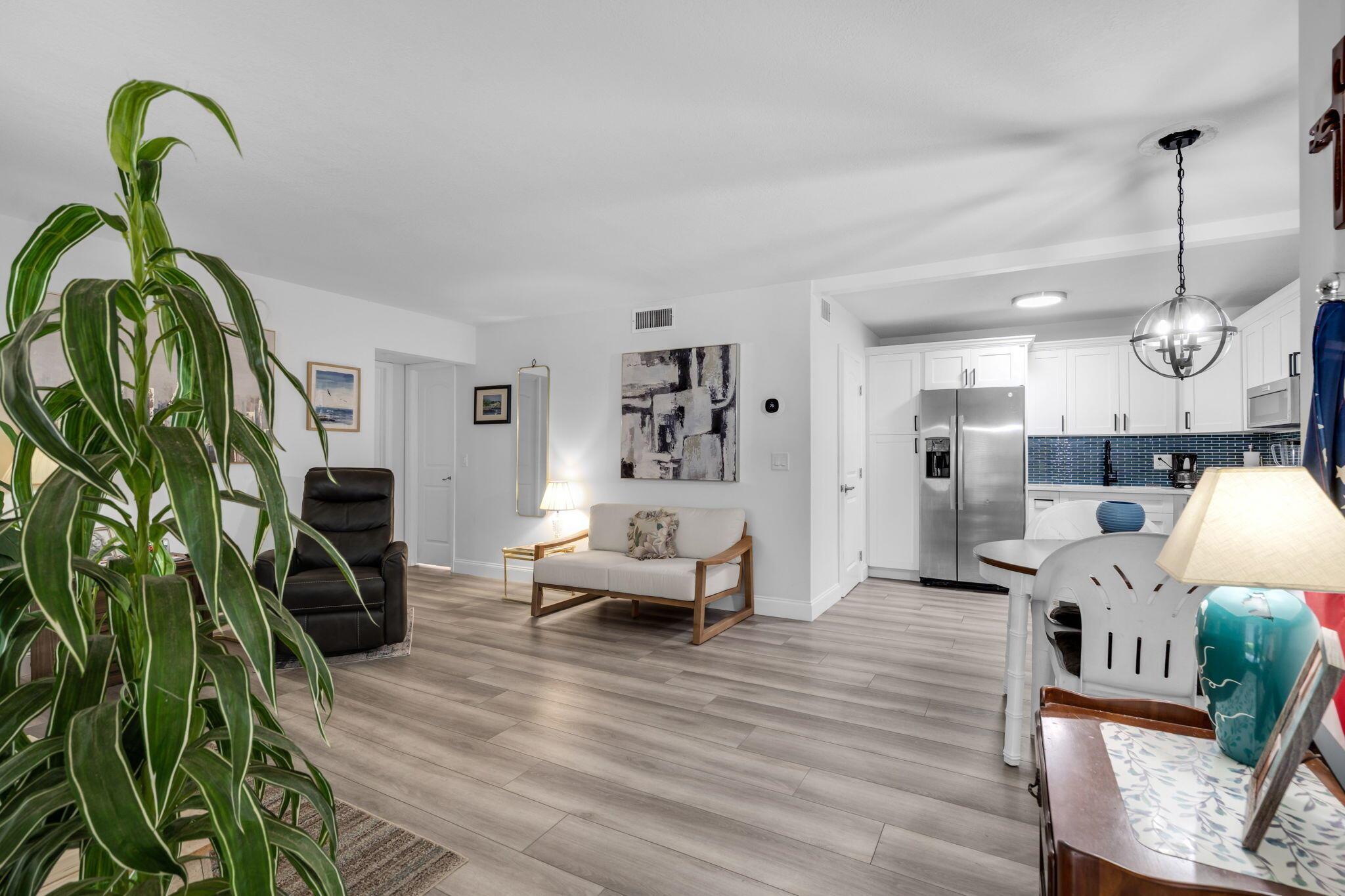 312 Knotty Pine Circle C-1