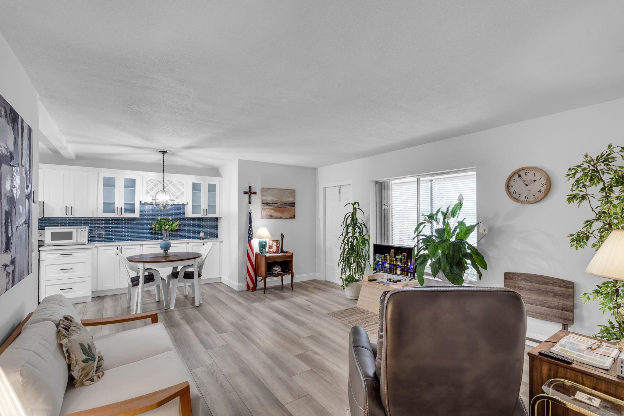 312 Knotty Pine Circle C-1