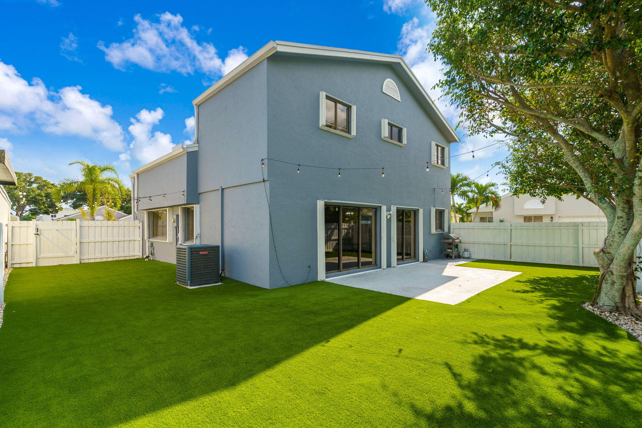 5 Compton Way