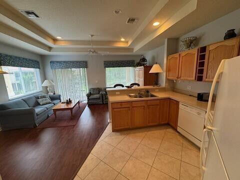 8374 Mulligan Circle 1823, Port St. Lucie Unit: 1823