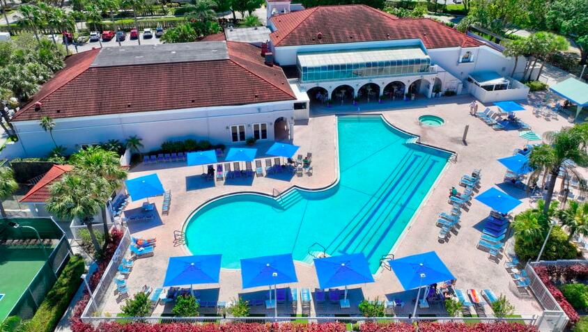 5390 Venetia Court E