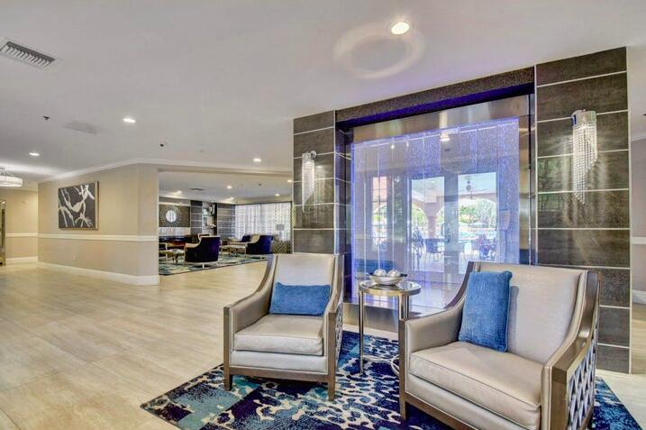 5390 Venetia Court E