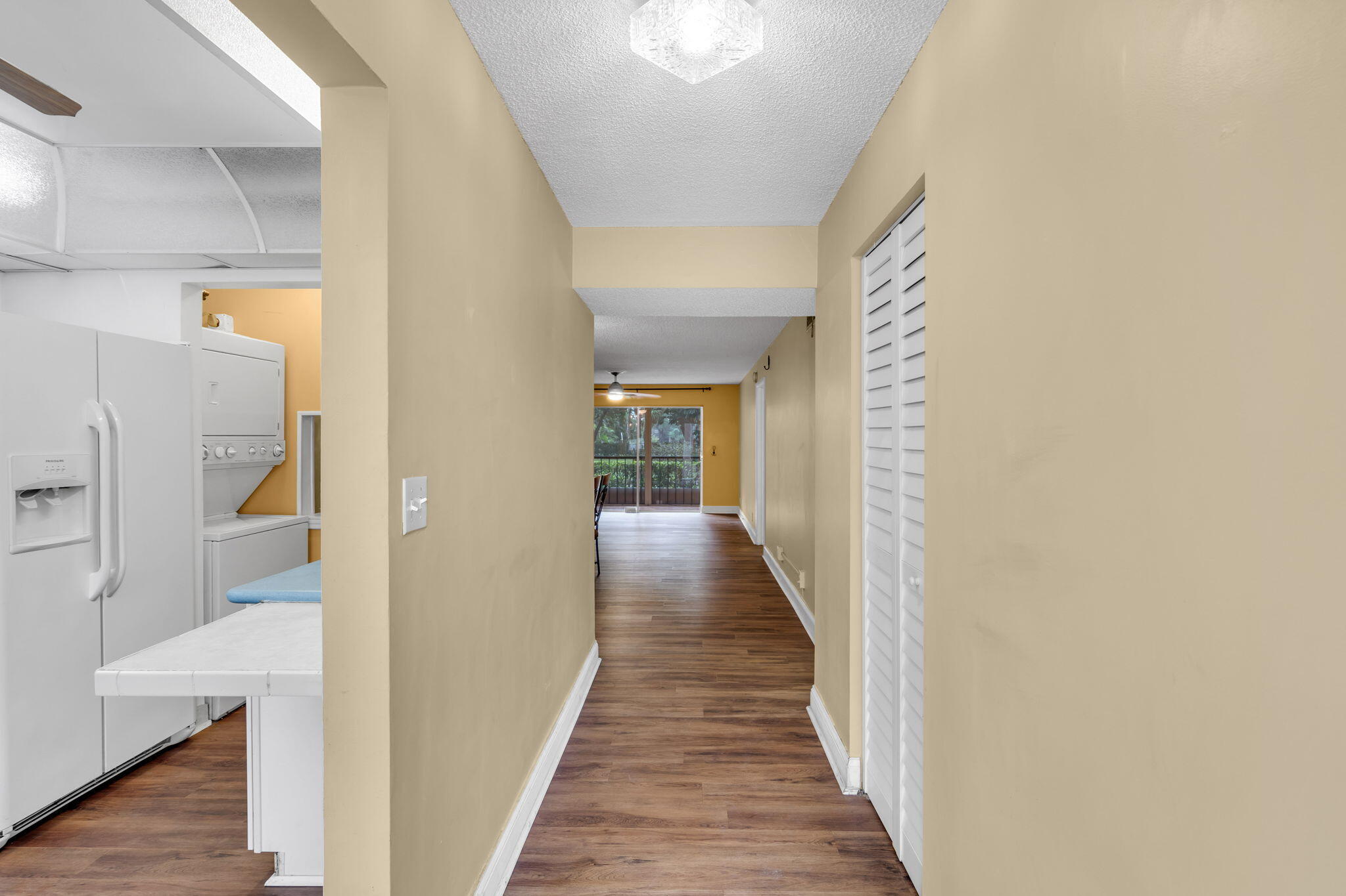5900 NW 44th Street 106