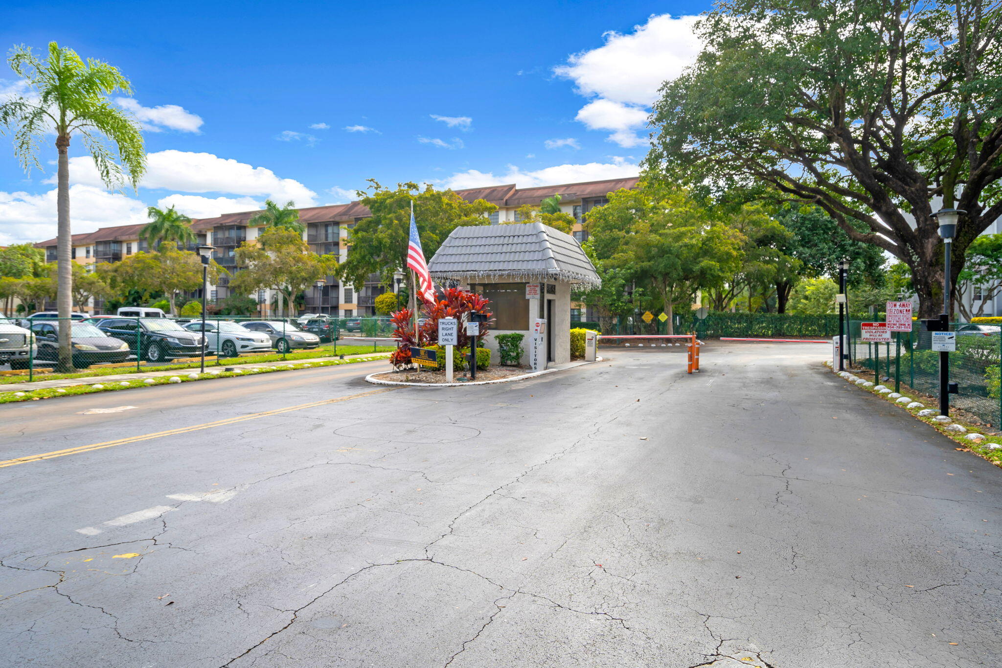 5900 NW 44th Street 106