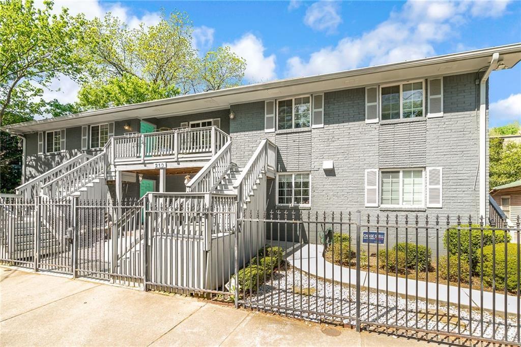 210 Sampson Street NE Unit 3