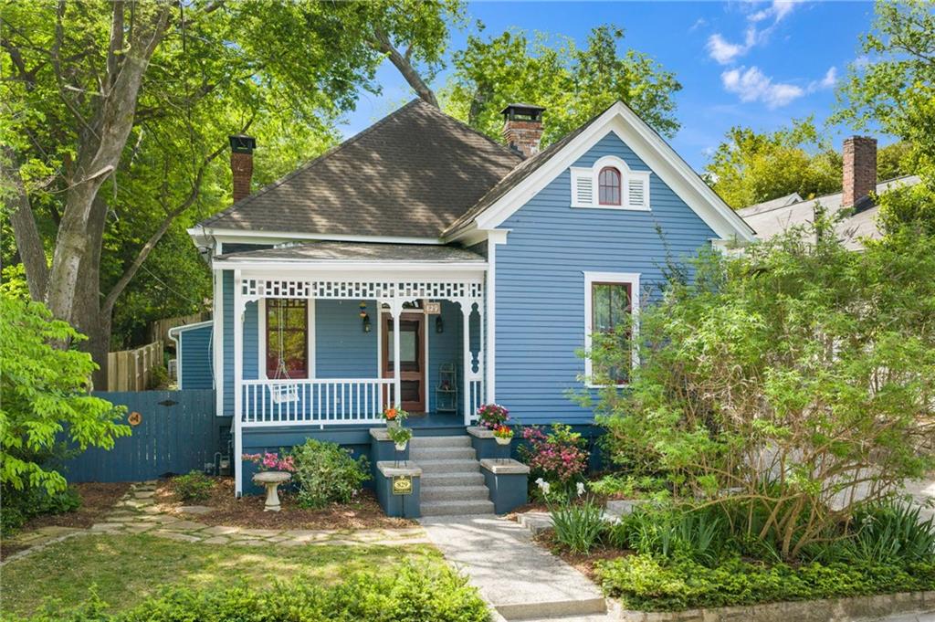 829 Ashland Avenue NE