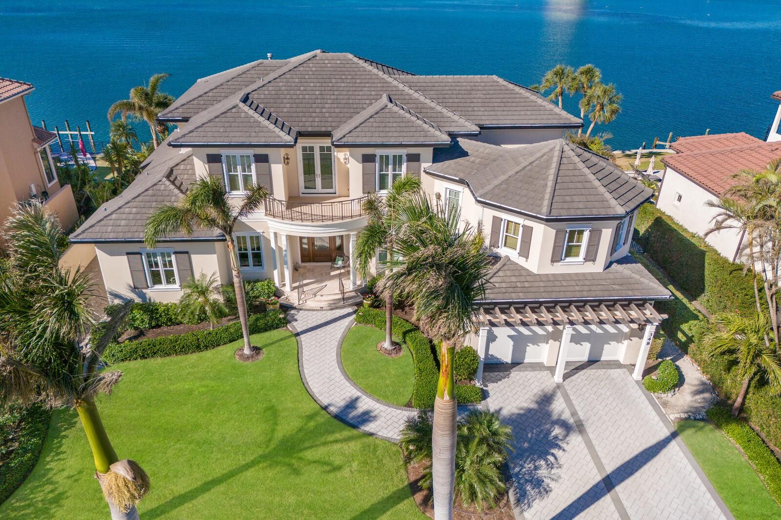 348 W ROYAL FLAMINGO DR