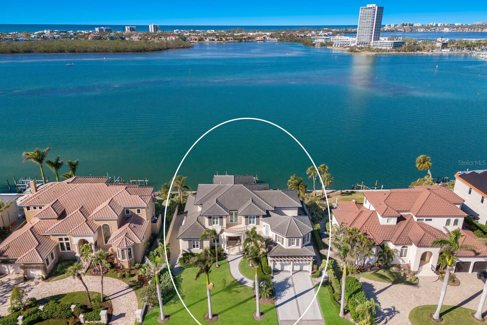 348 W ROYAL FLAMINGO DR