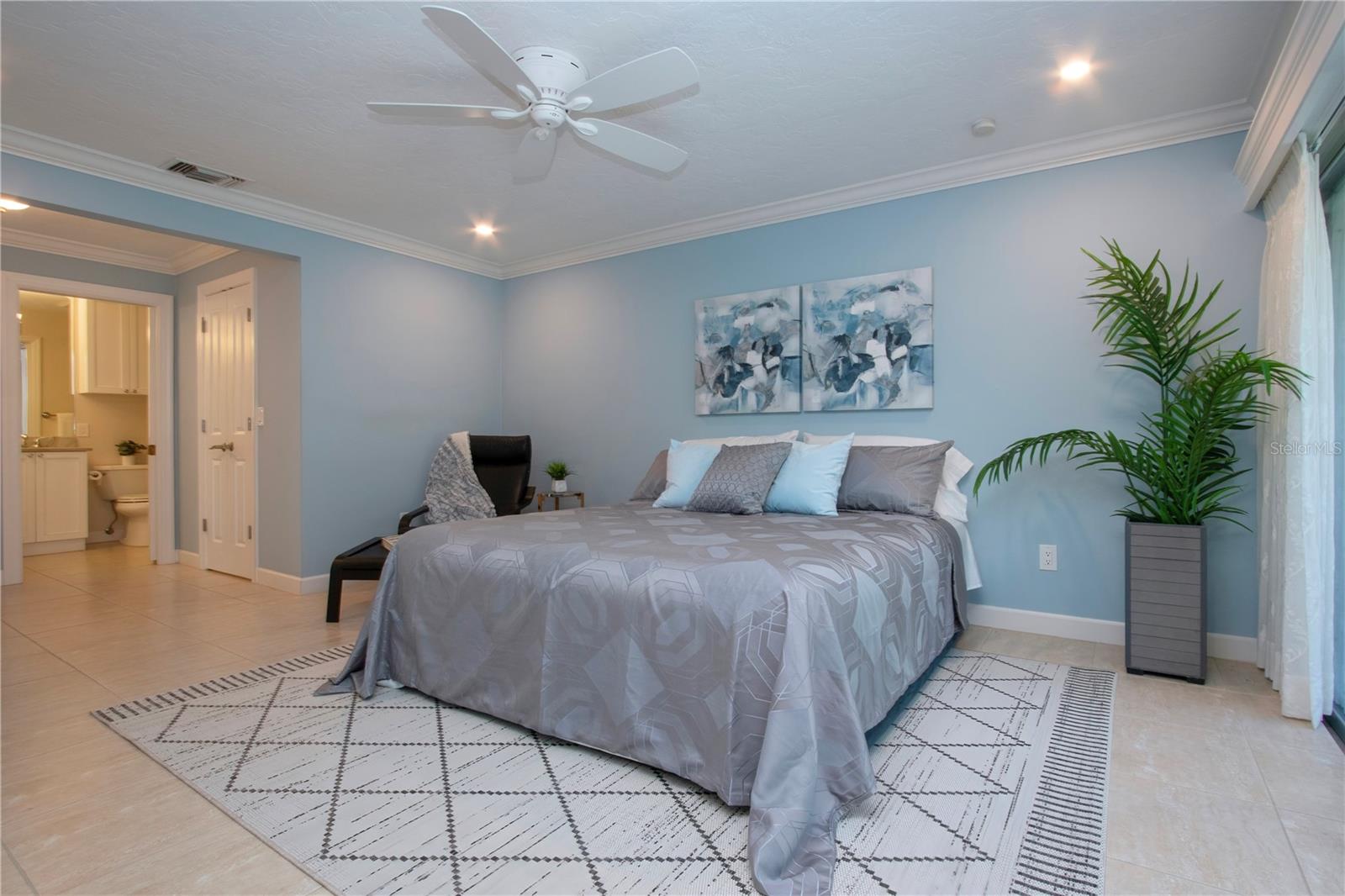 483 PARTRIDGE CIR