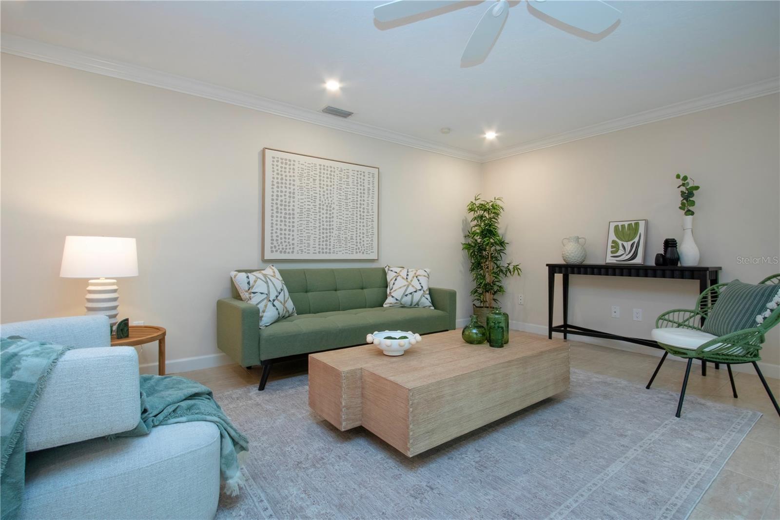 483 PARTRIDGE CIR