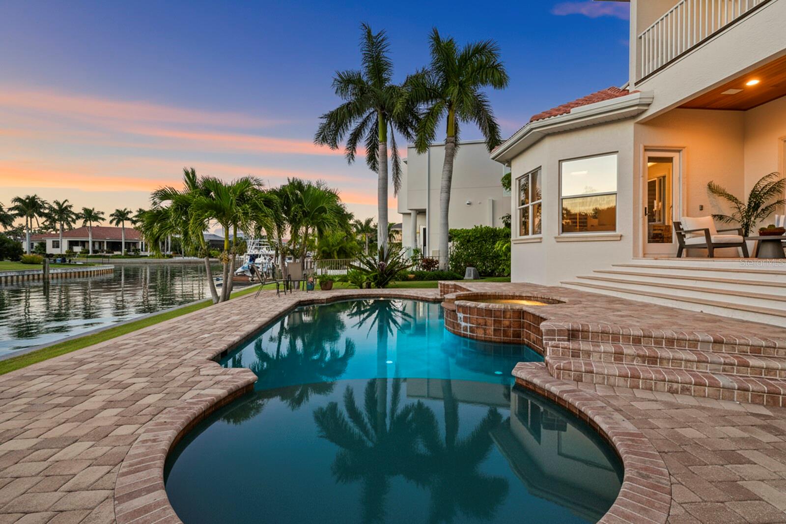 604 MOURNING DOVE DR