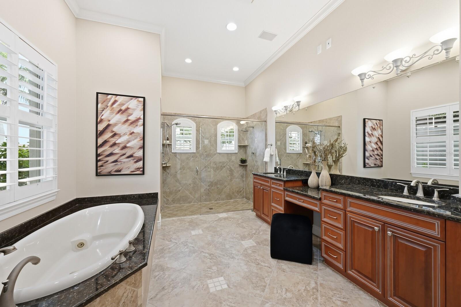 604 MOURNING DOVE DR