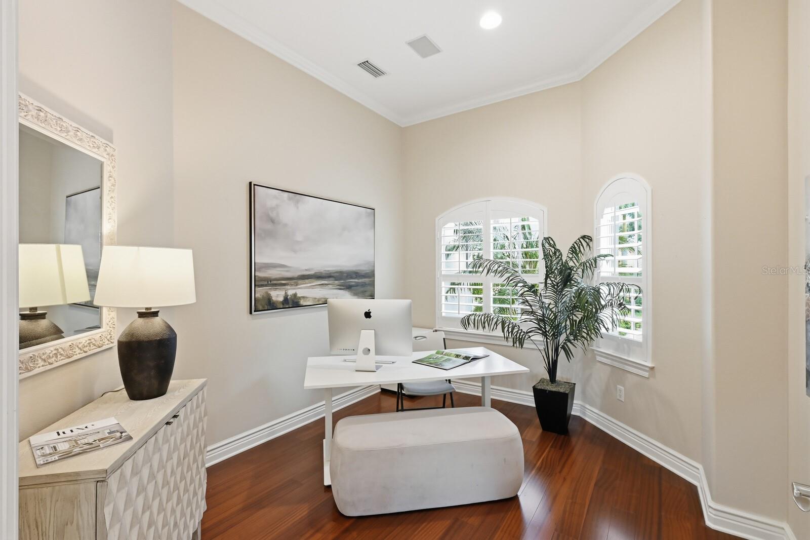 604 MOURNING DOVE DR