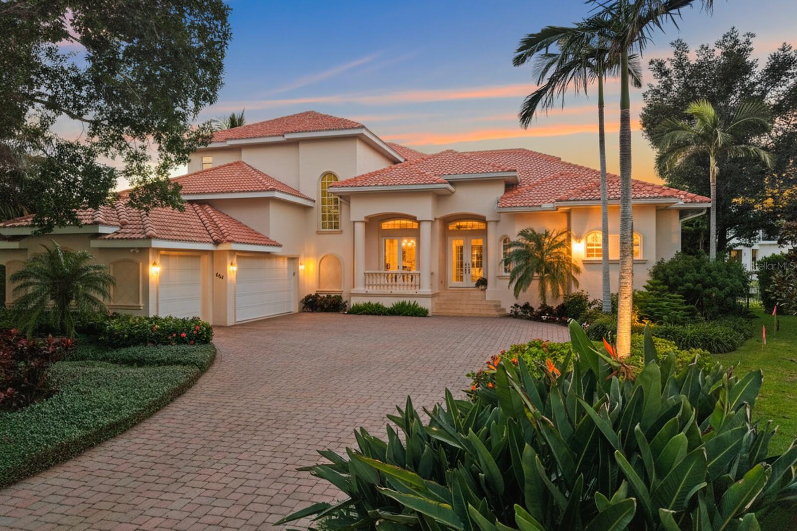 604 MOURNING DOVE DR