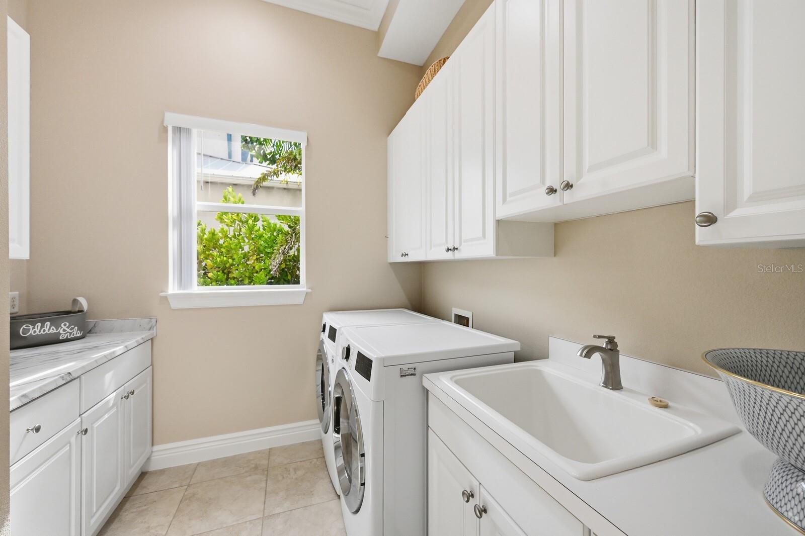 604 MOURNING DOVE DR