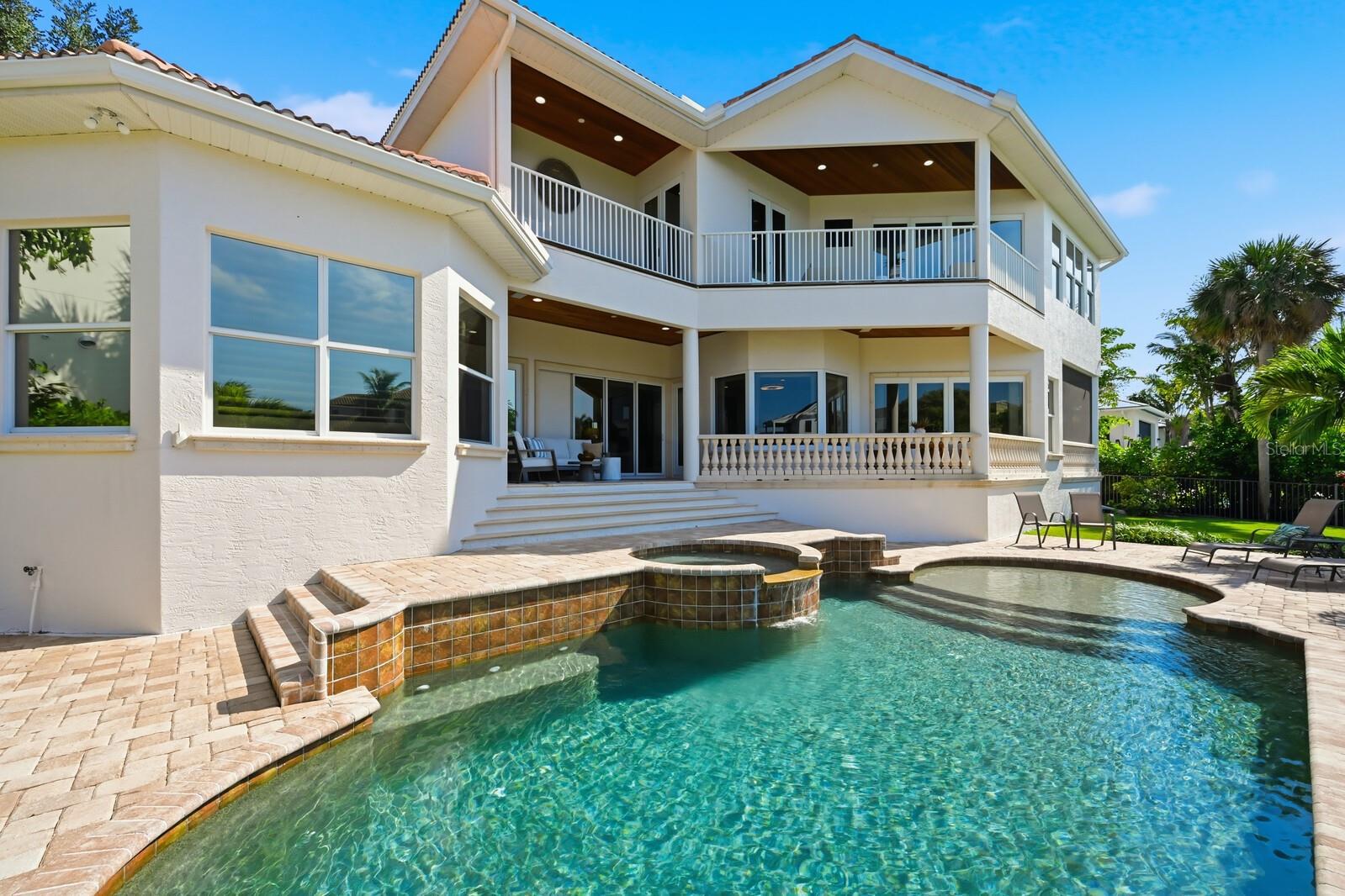 604 MOURNING DOVE DR