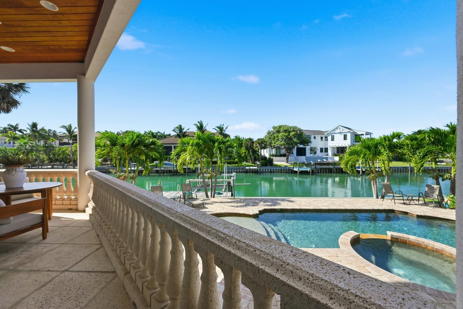 604 MOURNING DOVE DR