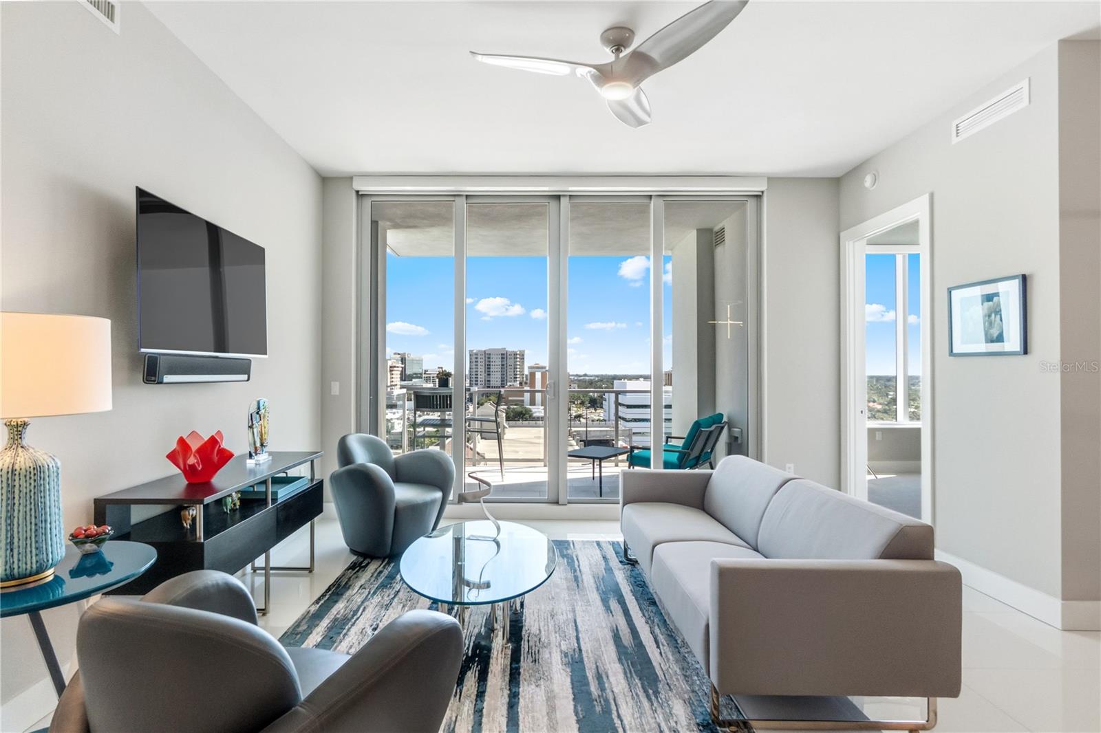 111 S PINEAPPLE AVE #905