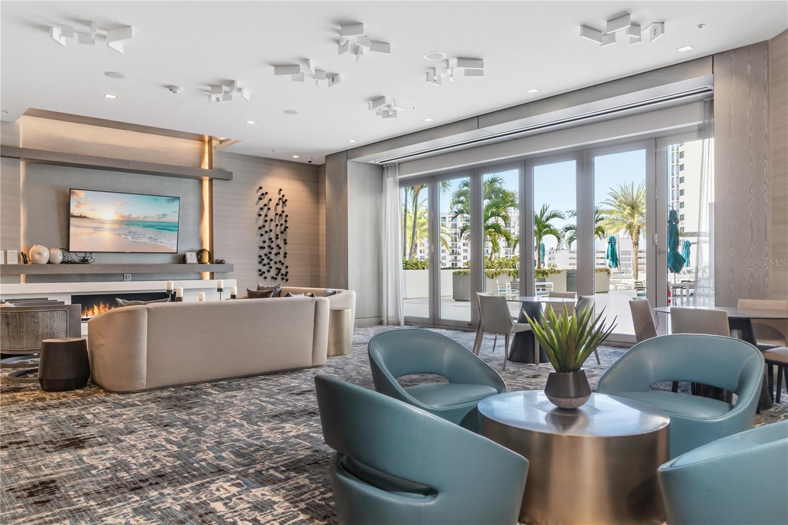 111 S PINEAPPLE AVE #905