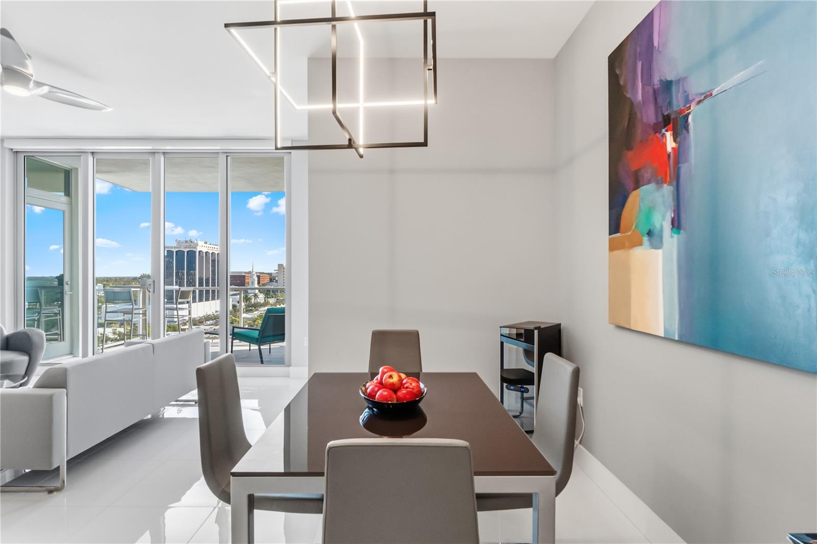 111 S PINEAPPLE AVE #905