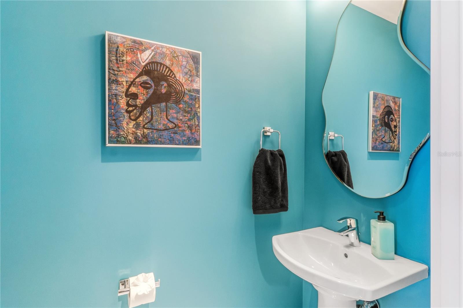 111 S PINEAPPLE AVE #905