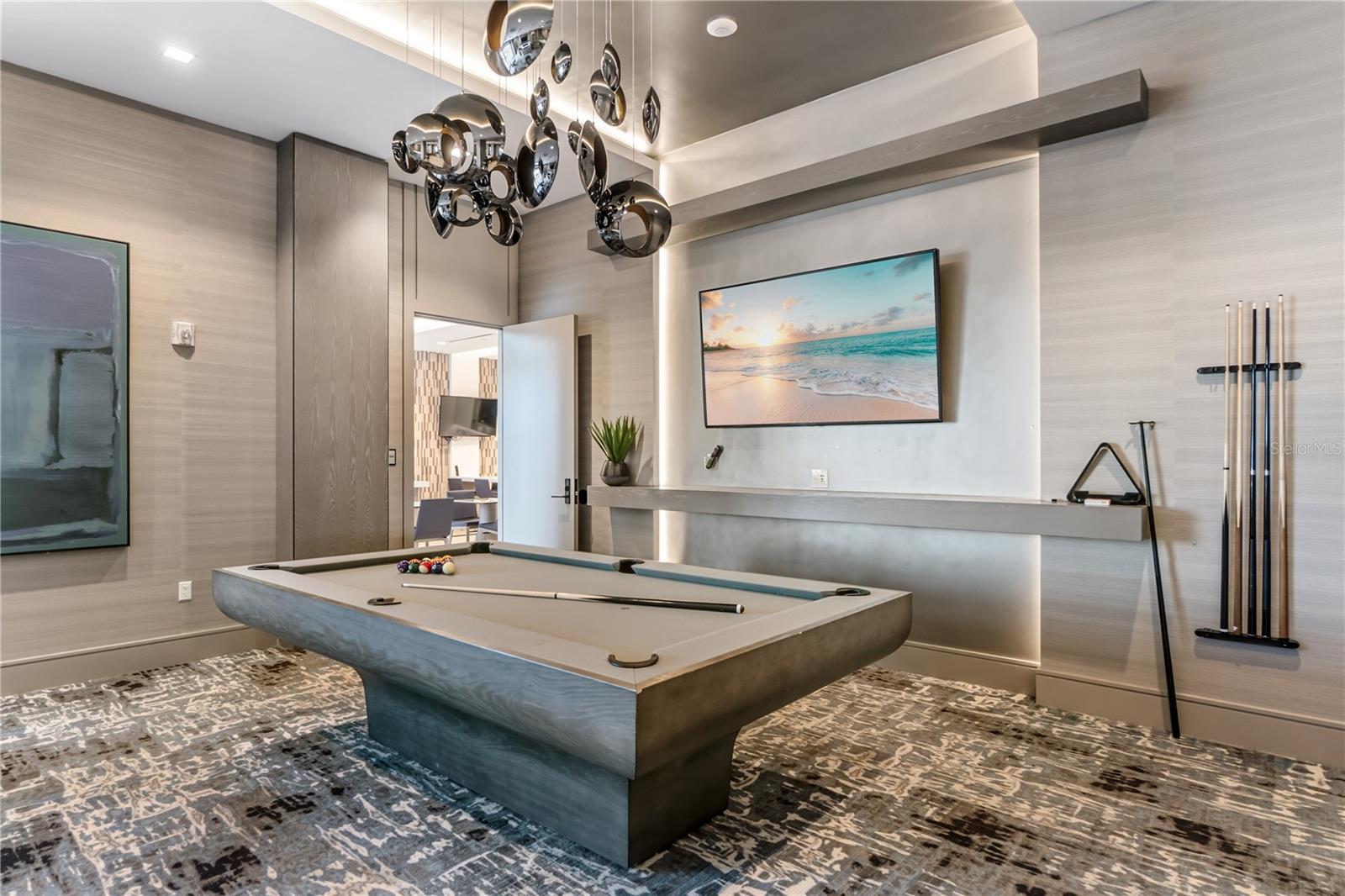 111 S PINEAPPLE AVE #905