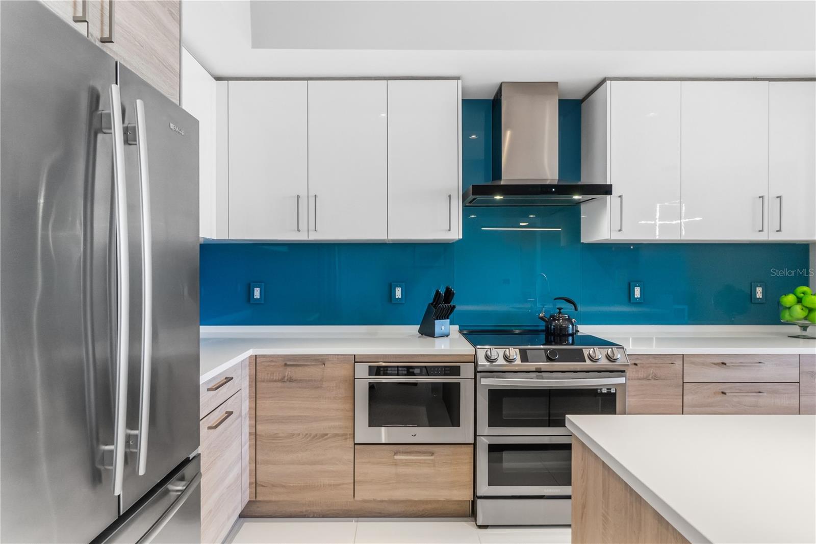 111 S PINEAPPLE AVE #905