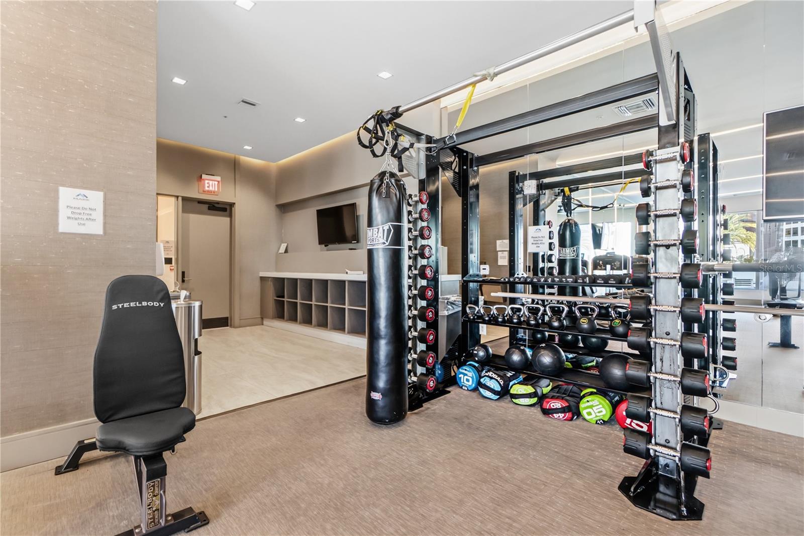 111 S PINEAPPLE AVE #905