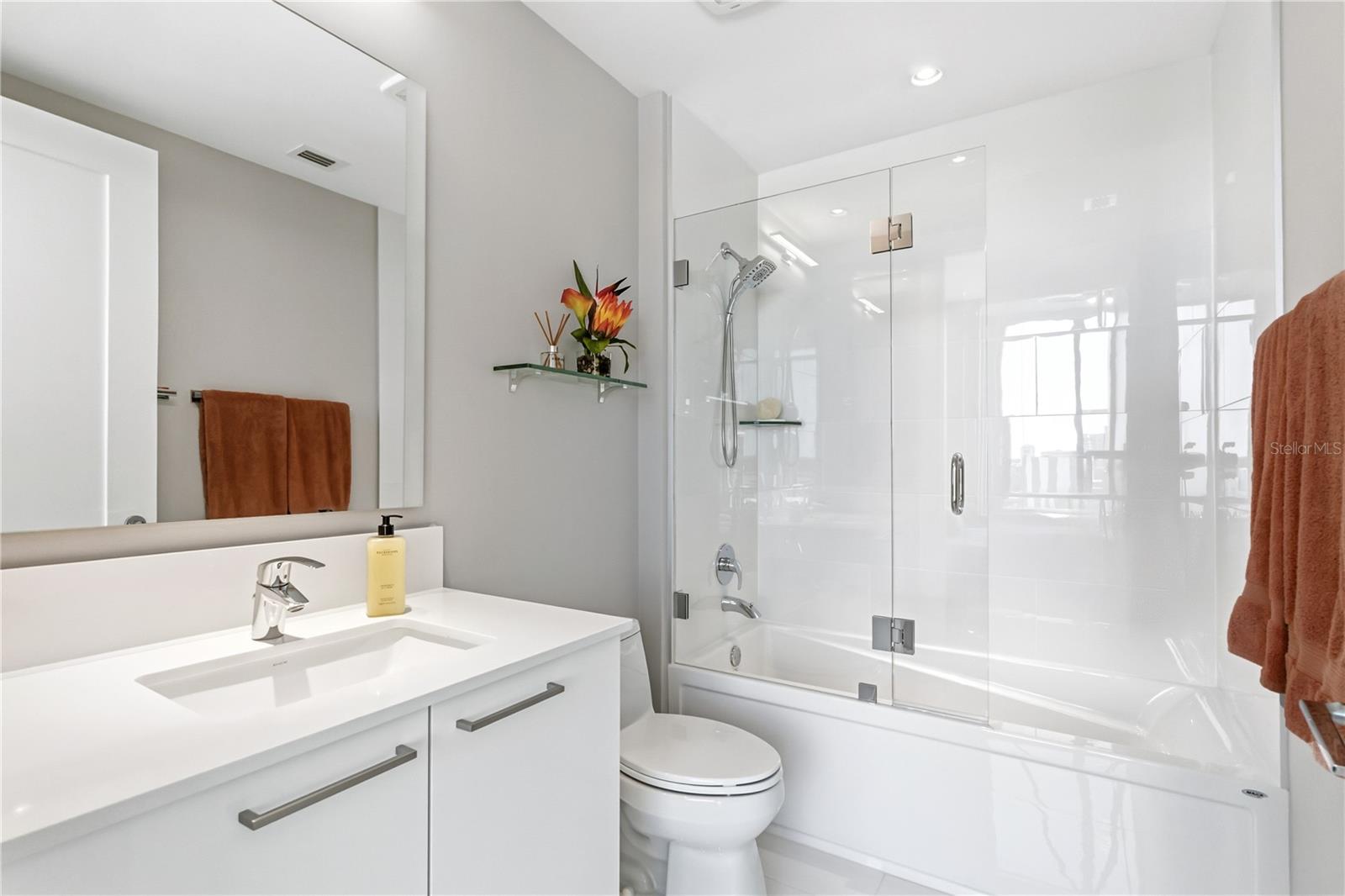 111 S PINEAPPLE AVE #905