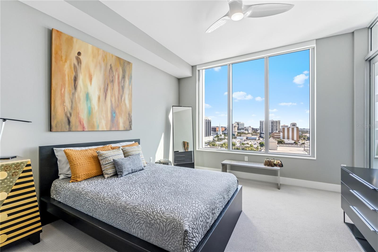 111 S PINEAPPLE AVE #905