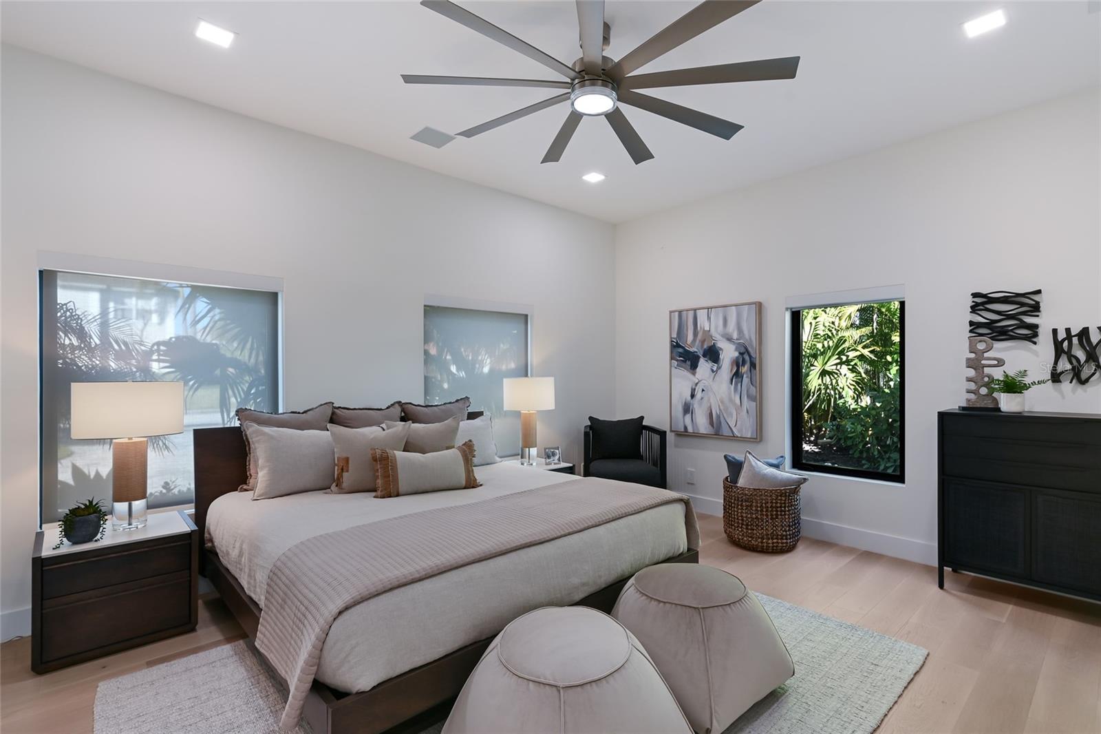 635 MOURNING DOVE DR