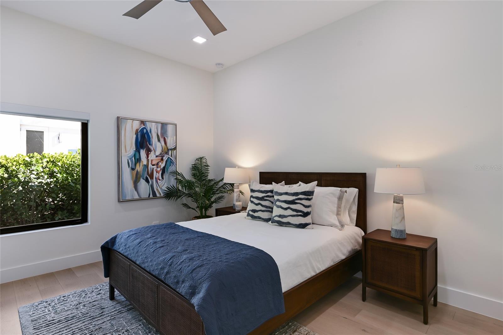 635 MOURNING DOVE DR