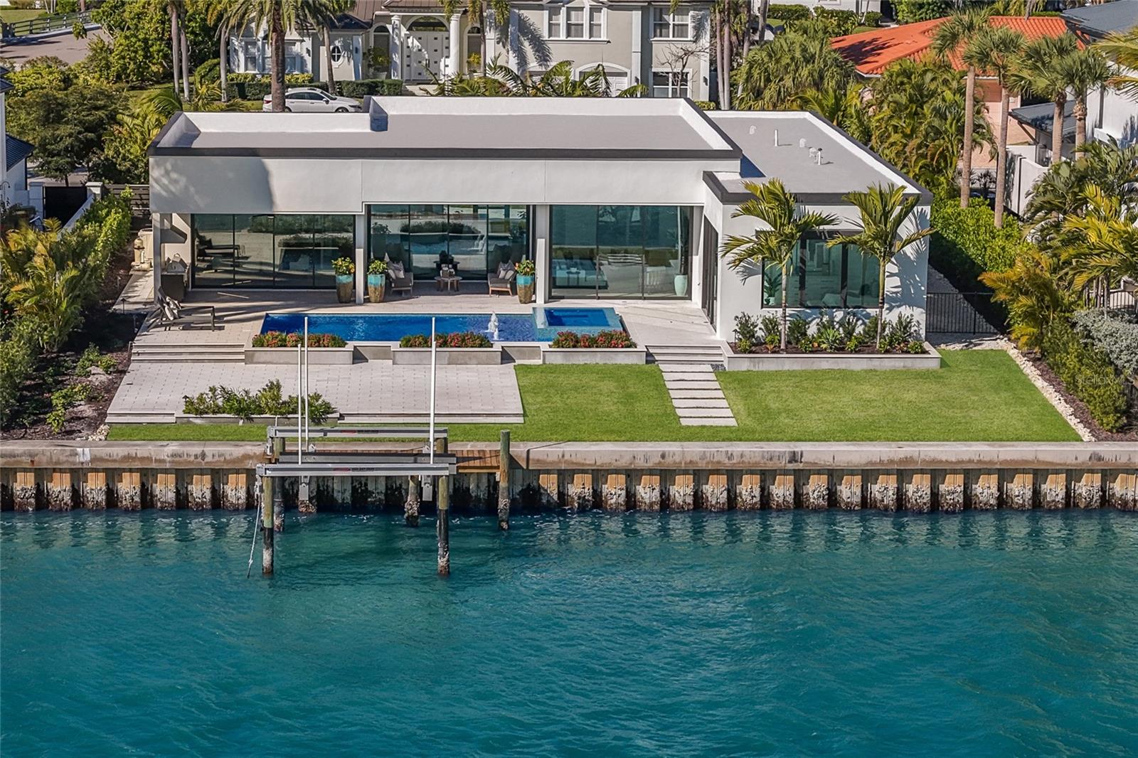 635 MOURNING DOVE DR