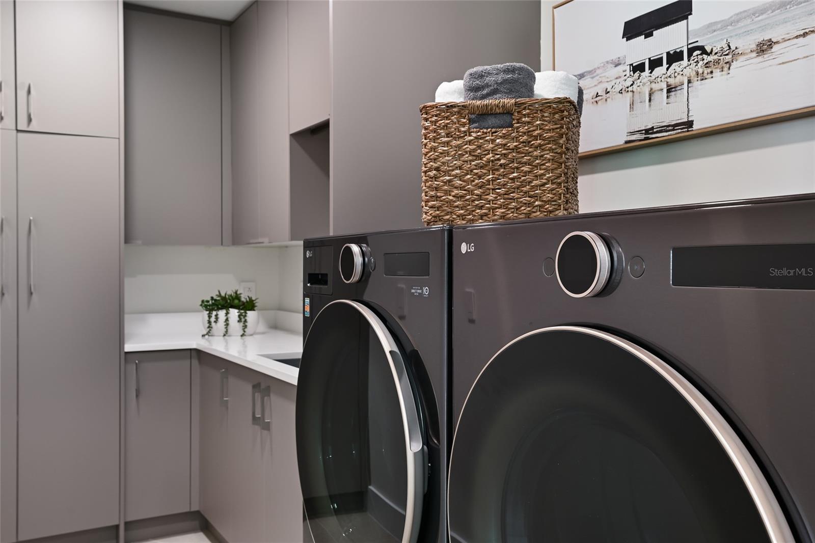 635 MOURNING DOVE DR