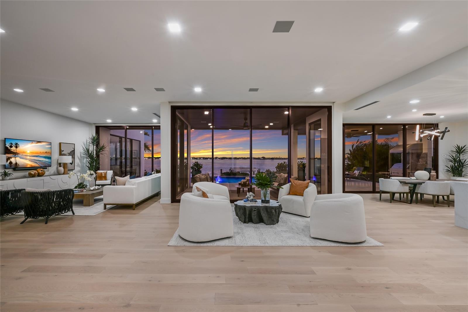 635 MOURNING DOVE DR